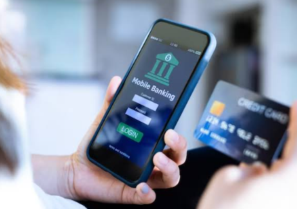 How a Mobile Banking App Makes Everyday Money Management Easier
